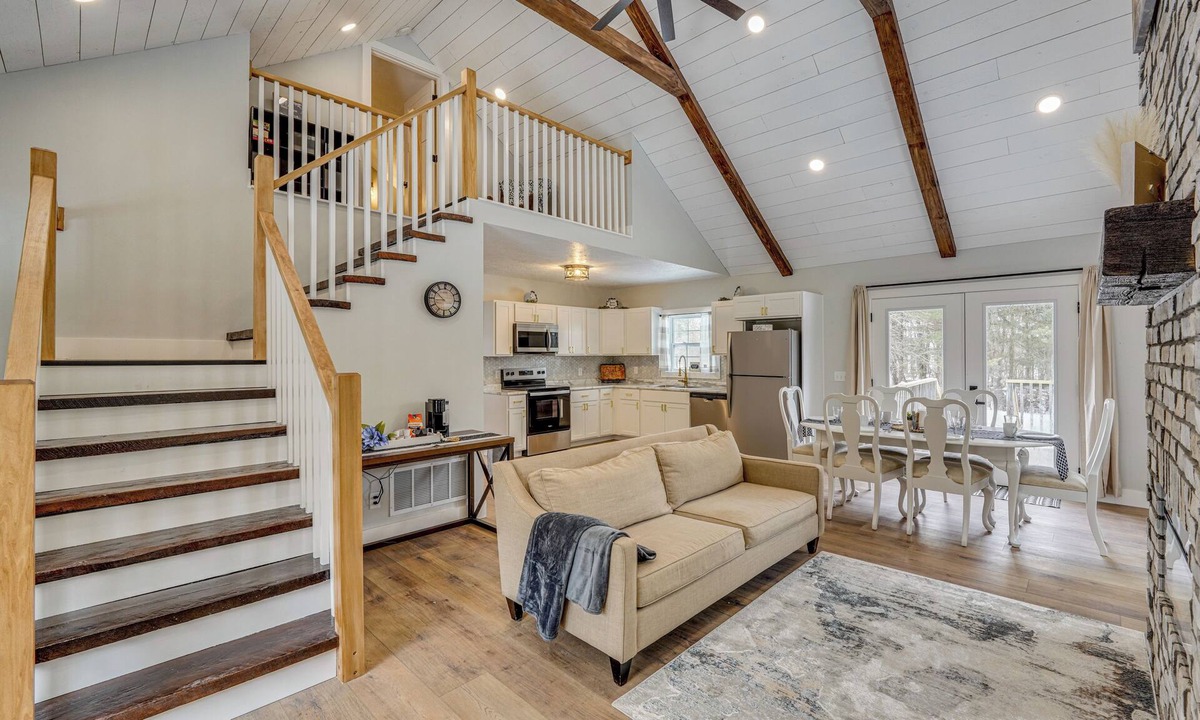 Willard House | Willard Home On Working Farm w/Water Views!