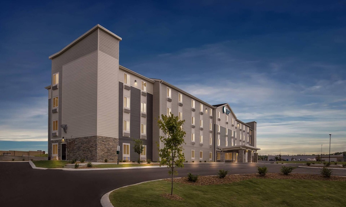 Jackson Hotel | WoodSpring Suites Jackson Hub City