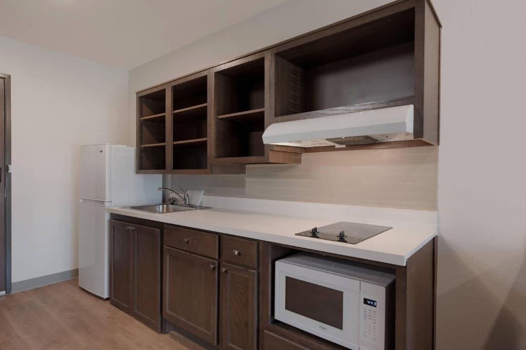 Deer Valley Hotel | WoodSpring Suites Phoenix-Deer Valley
