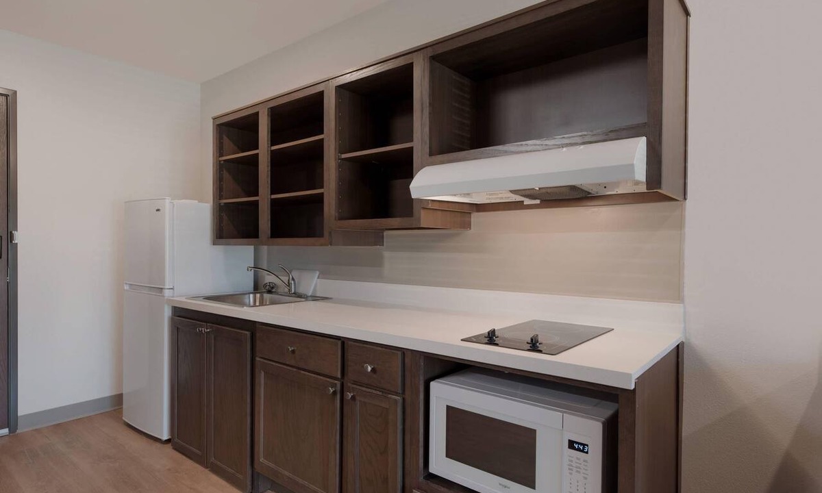 Deer Valley Hotel | WoodSpring Suites Phoenix-Deer Valley
