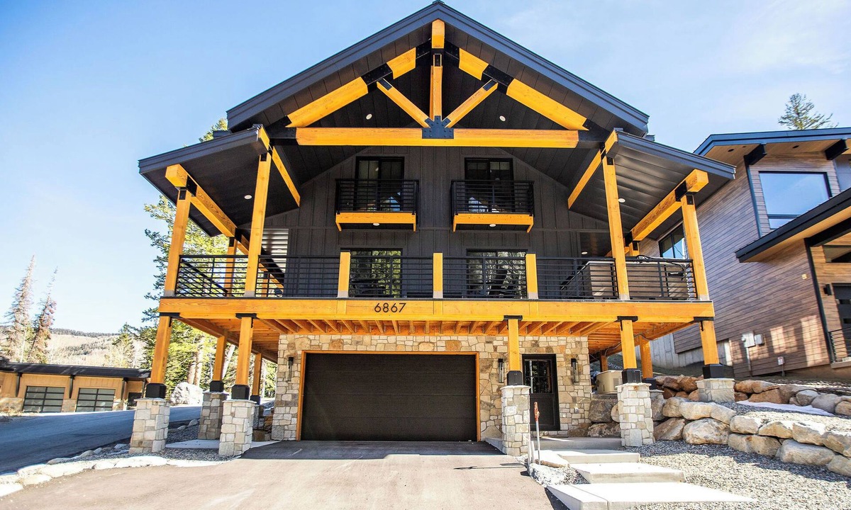 Salt Lake Mountain Resorts House | Xanadu by Cottonwood Lodging