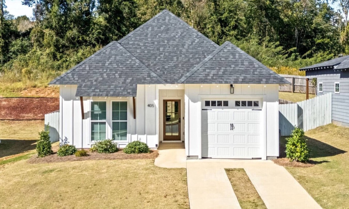 Auburn House | Your Auburn Home Away From Home – Minutes from Campus