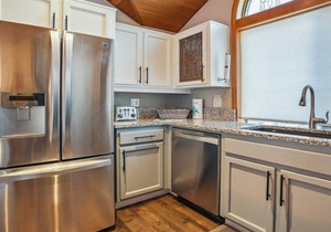 20 Lassen Lane-Sunriver, Oregon: Hot Tub, BBQ, WiFi, SHARC Aquatics, Tubing Hill, Mt. Bachelor, Golf, Deschutes River, Tennis, Bike Paths