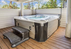 20 Lassen Lane-Sunriver, Oregon: Hot Tub, BBQ, WiFi, SHARC Aquatics, Tubing Hill, Mt. Bachelor, Golf, Deschutes River, Tennis, Bike Paths