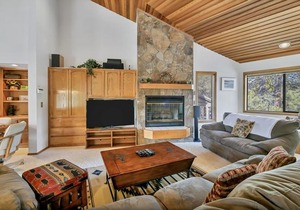 8 Crag Lane 4 Bedroom Home