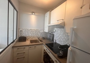 "Beachfront Studio with Balcony and Stunning Sea View" in Les Sables-d'Olonne