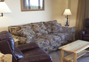 Beautiful 2 bedroom unit at resort, sleeps 6
