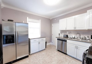 Charming Downtown Tacoma Home!!