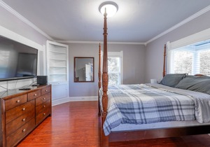 Charming Downtown Tacoma Home!!