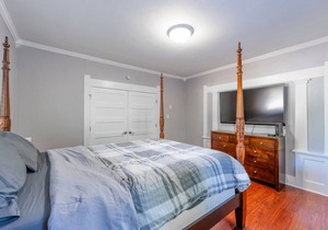 Charming Downtown Tacoma Home!!