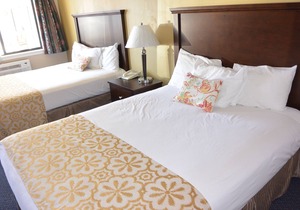 Days Inn by Wyndham Lakewood South Tacoma