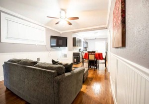 ELEGANT DOWNTOWN TACOMA HOME UNIT A
