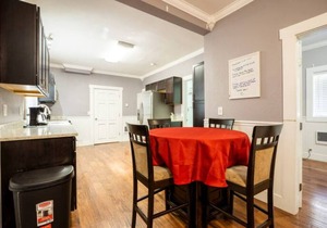 ELEGANT DOWNTOWN TACOMA HOME UNIT A