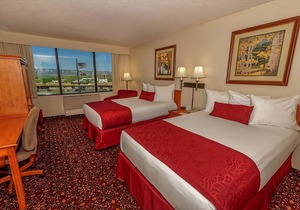 Experience Colorado Like Never Before! 2 Contemporary Units! Indoor Pool, Bar!