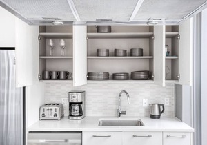 Hip River North 1BR w/Pool + Roof Deck near Mag Mile by Blueground