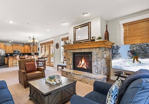 Managed by Park City Lodging-Walking distance to Main Street and Town Lift