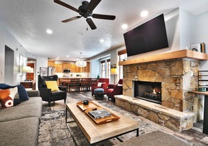 Managed by Park City Lodging-Walking distance to Town Lift and Historic Main St
