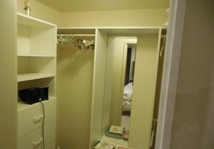 Mercer Island Apartment in the Woods Pets Allowed