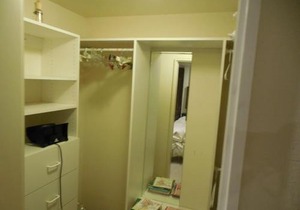 Mercer Island Apartment in the Woods Pets Allowed