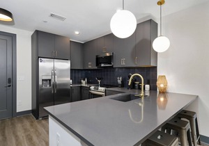 Muse | City-view condo with central AC, balcony & onsite gym