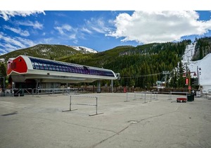 Outstanding 2BR in River Run. Fully stocked, steps from gondola and shopping in Dillon