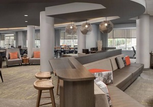 Rare Find! 3 Pet-Friendly Units, Free Breakfast, Free Parking, Onsite Pool