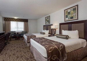 RARE FIND! IDAHO FALLS, 2 COZY AND CLEAN UNITS! POOL, SPA, JACUZZI!