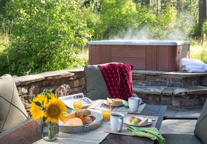 Slope-side Granite Ridge luxury lodge with ample space for all
