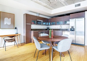 Smart South Lake Union 1BR w/Gym, walk to Space Needle, by Blueground