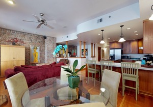 Tacoma's Theater Dist. High-End Condos, Monthly & Weekly Specials