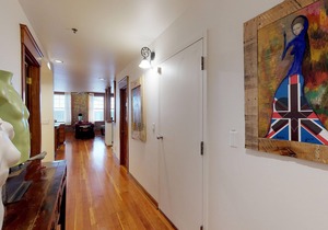 Tacoma's Theater Dist. High-End Condos, Monthly & Weekly Specials
