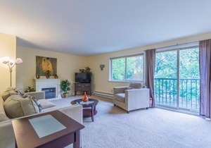 the Romeo, Best Area, 2 Bedrooms, WD, Jacuzzi Bath, No Stairs, New Carpet, 825sf