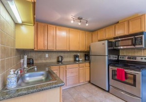 the Romeo, Best Area, 2 Bedrooms, WD, Jacuzzi Bath, No Stairs, New Carpet, 825sf