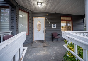 Top of Tacoma Flat Unit 1