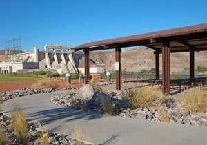 Your Laughlin Adventure Starts Here! 2 Spacious Units, Onsite Dining, Gambling!