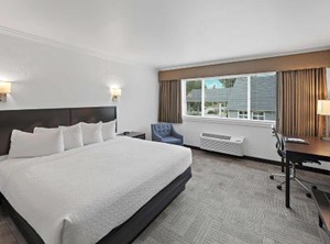 Wesley Inn | Gig Harbor