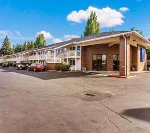 Motel 