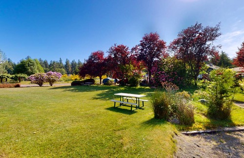 Anderson Island House | 140 m² House ∙ 3 bedrooms ∙ 15 guests