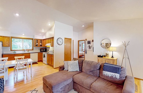 Anderson Island House | 140 m² House ∙ 3 bedrooms ∙ 15 guests