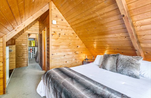 Greenwater House | 157 m² House ∙ 2 bedrooms ∙ 8 guests