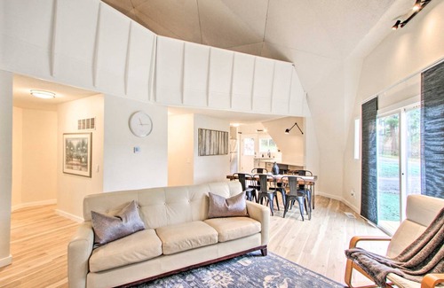 Eatonville House | 167 m² House ∙ 3 bedrooms ∙ 10 guests