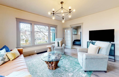 Old Town House | 205 m² House ∙ 4 bedrooms ∙ 8 guests