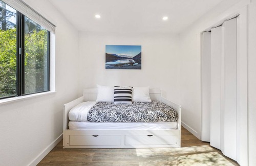 Lakebay House | 77 m² House ∙ 2 bedrooms ∙ 5 guests