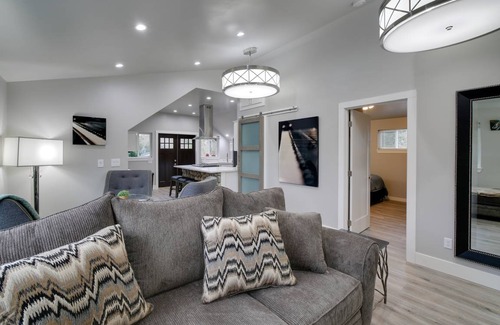 Edgewood Cottage | 89 m² Cabin ∙ 2 bedrooms ∙ 4 guests