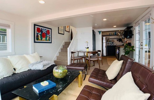 Tacoma House | Bungalow ∙ 2 bedrooms ∙ 4 guests