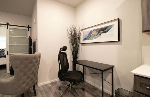 South Tacoma Apartment | Cozy 1-bedroom apartment Top Floor Tacoma