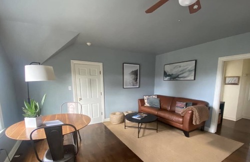 New Tacoma Apartment | Historic Tacoma Stadium District Studio