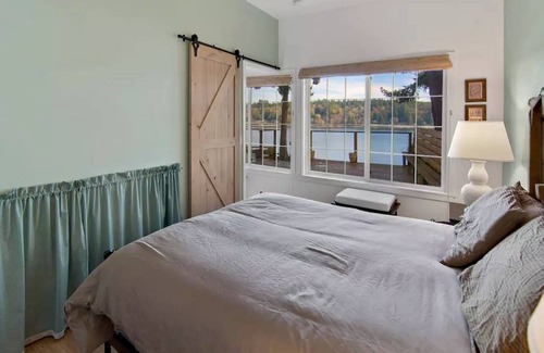 Lakebay House | House ∙ 2 bedrooms ∙ 8 guests