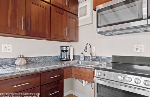 Gig Harbor Apartment | Waterfront Studio Apartment. Perfect for work or play.