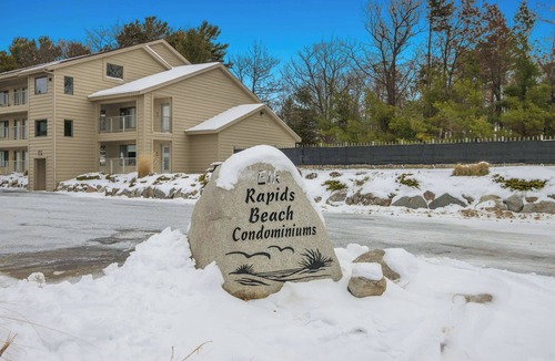 Elk Rapids Condo | #07 ELK RAPIDS BEACH CONDOMINIUM